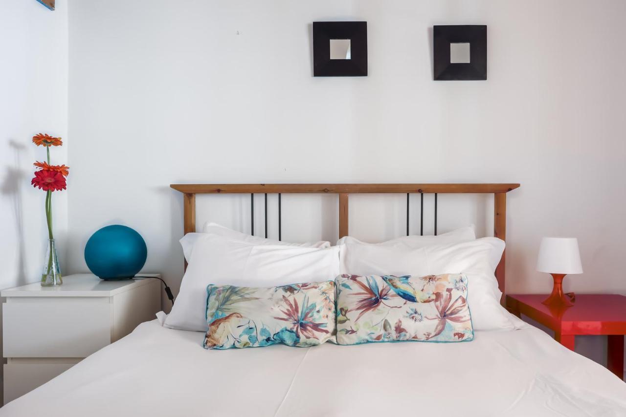 City Center Apt In Lively Bairro Alto! Lisbona Esterno foto