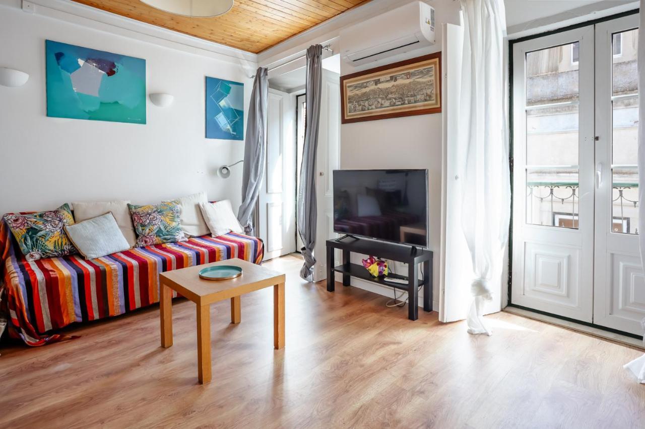 City Center Apt In Lively Bairro Alto! Lisbona Esterno foto