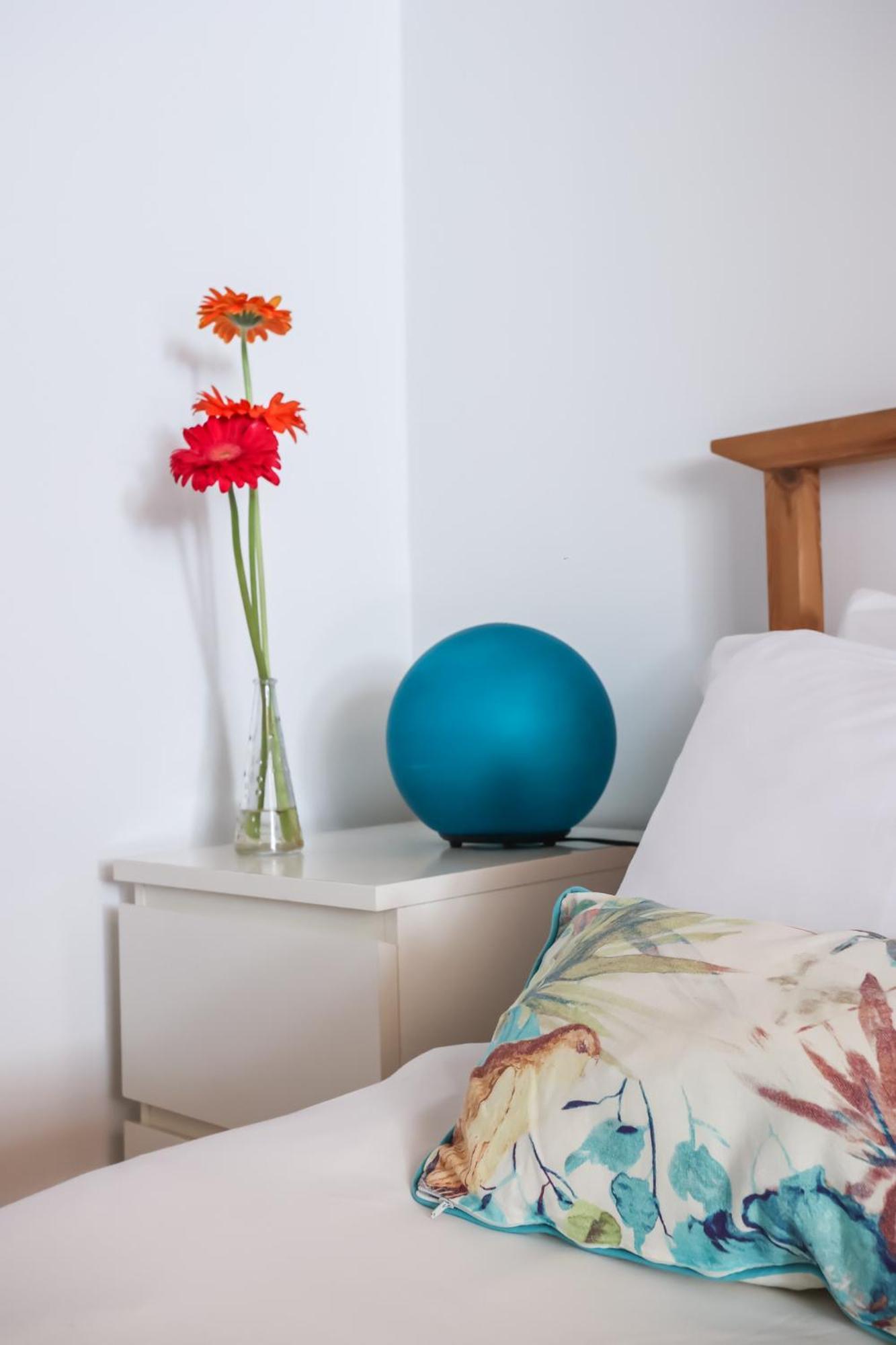 City Center Apt In Lively Bairro Alto! Lisbona Esterno foto